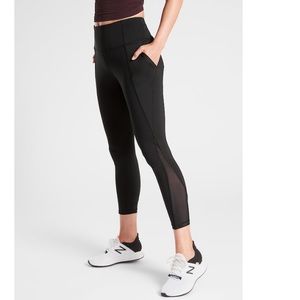 NWT Athleta lightening 7/8 tight